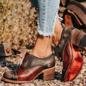 Freebird by Steve Madden- Size 8- New Condition